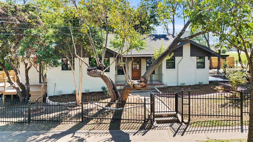 Fouraker Homestead - Residential