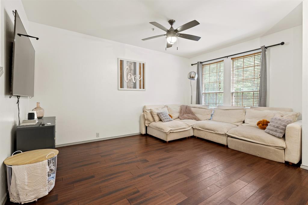 Stoneleigh Place Add - Residential