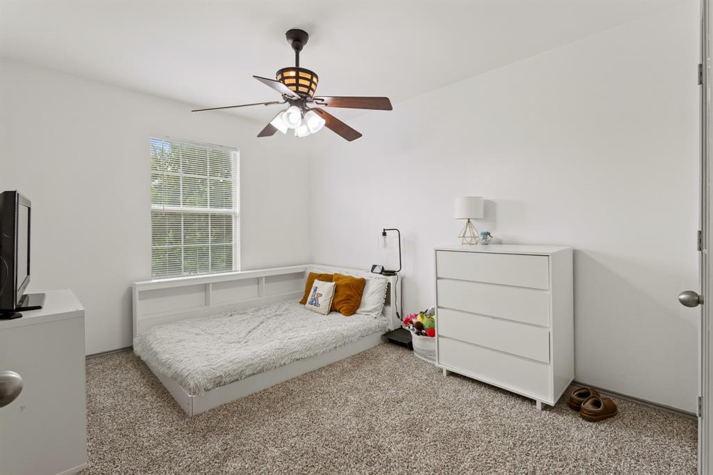 Stoneleigh Place Add - Residential