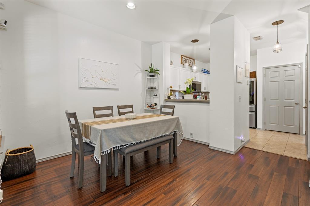 Stoneleigh Place Add - Residential