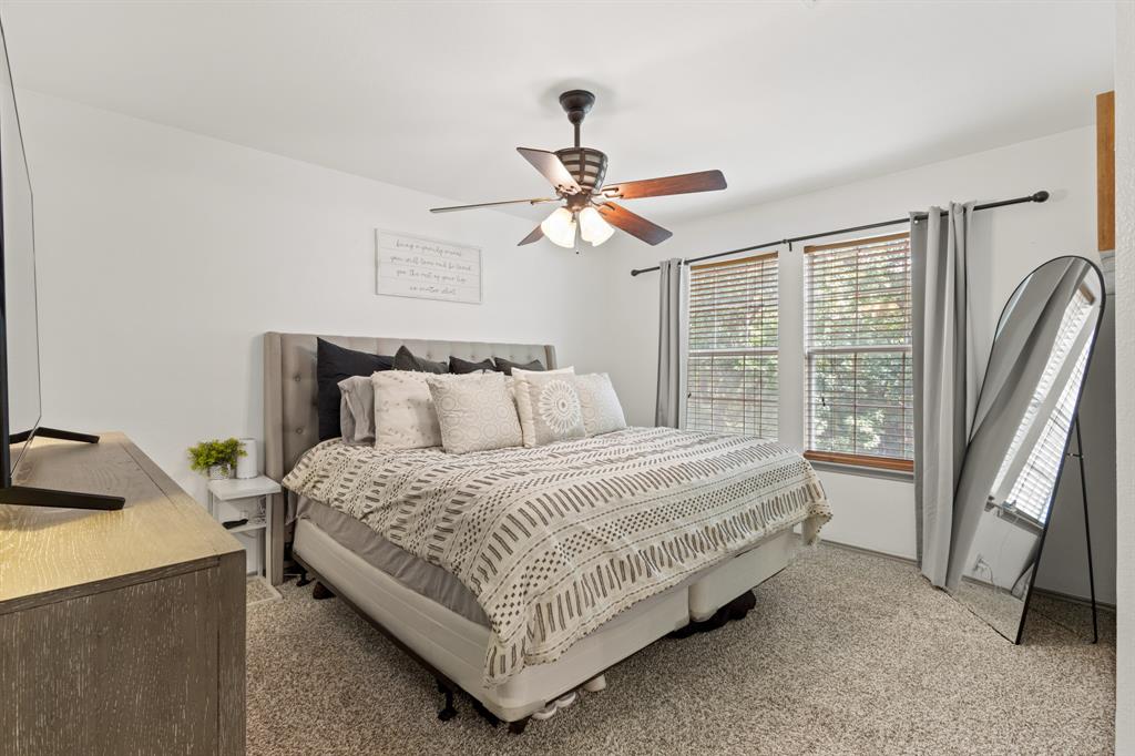 Stoneleigh Place Add - Residential