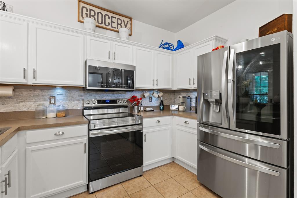 Stoneleigh Place Add - Residential