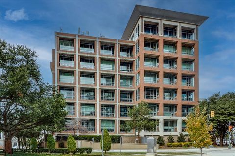 Photo of 2011 Cedar Springs Road #406, Dallas, TX 75201 (MLS # 21175358)