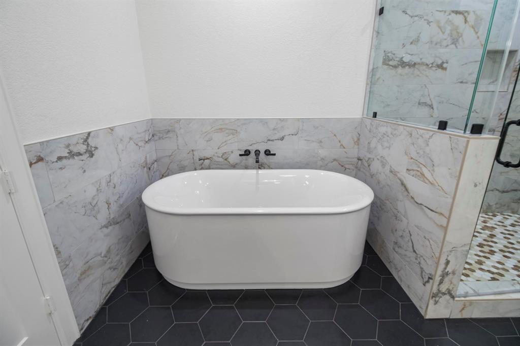 Crown Point Estates II - Residential