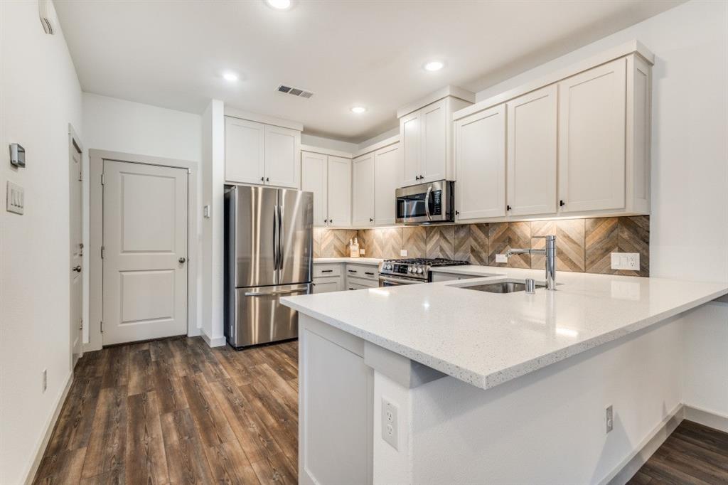 Villas of Southgate Ph Two - Residential