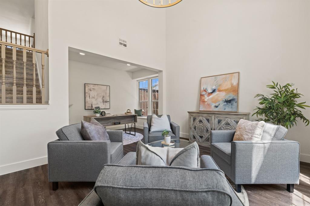 11608 Meridian Drive