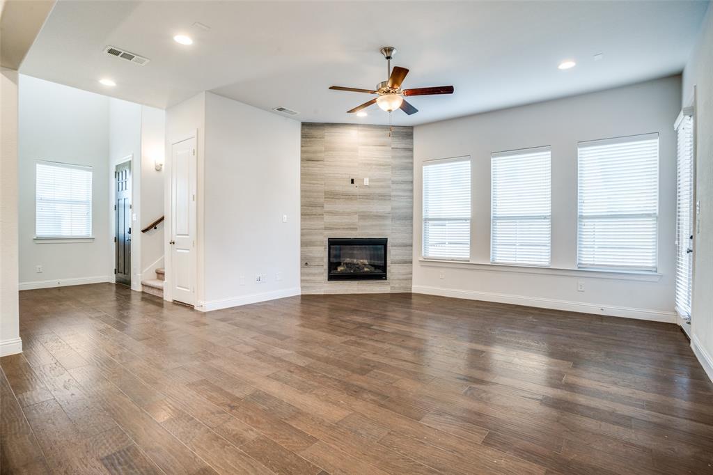 814 Davids Way