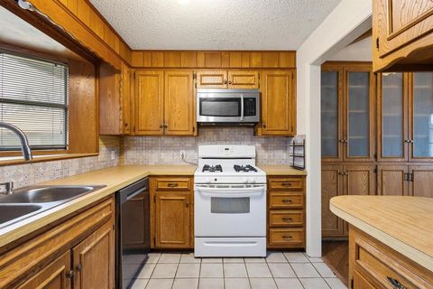 Tiny photo for 412 Main Street, Pottsboro, TX 75076 (MLS # 21201326)