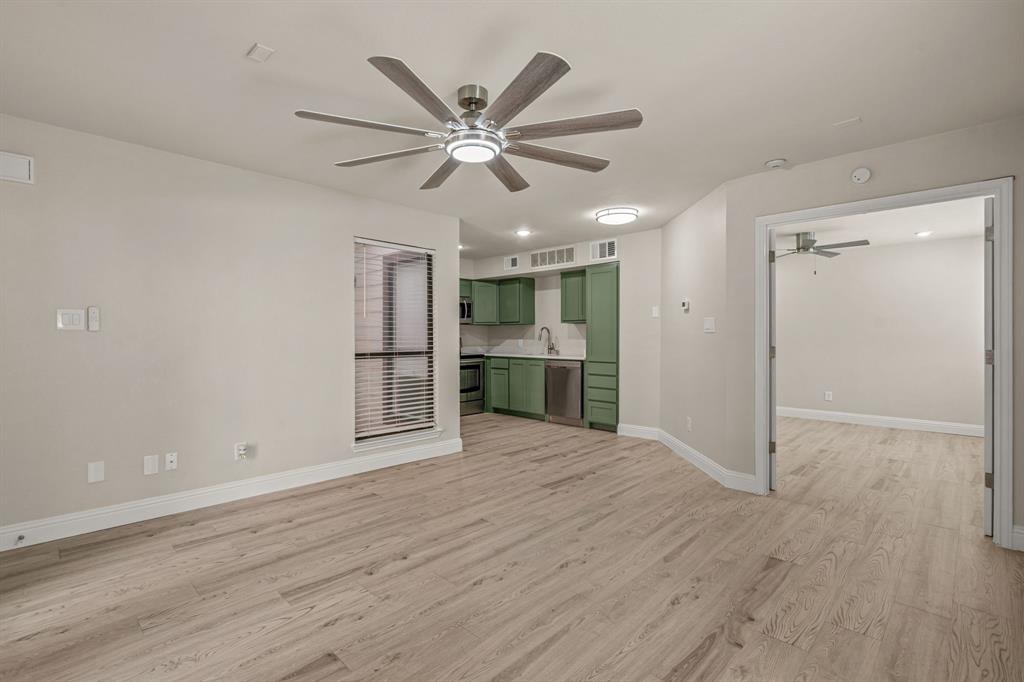 Arlington Oaks Condo - Residential