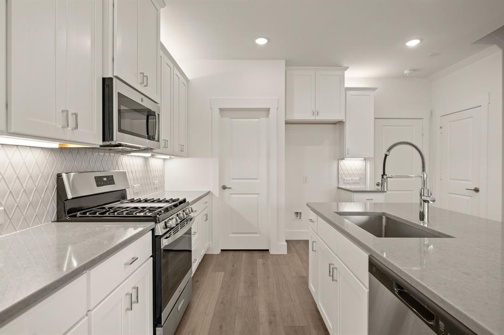 Mosaic - Residential