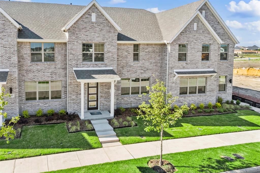 3853 Willow Bough Lane