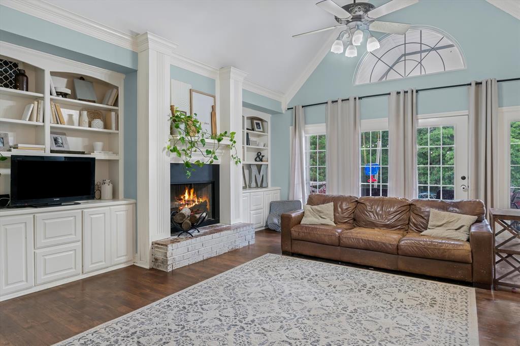 Acres Bonita Estates - Residential