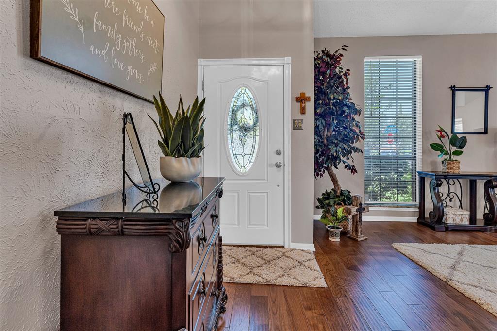 1732 Mayflower Drive