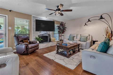 1732 Mayflower Drive Carrollton TX 75007