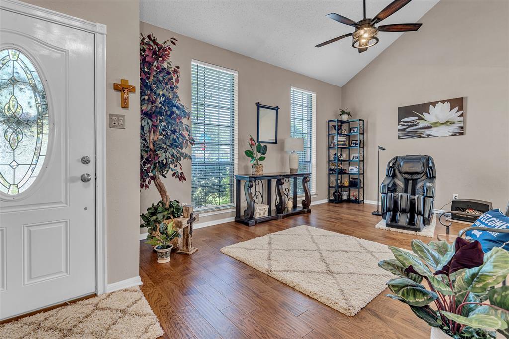 1732 Mayflower Drive