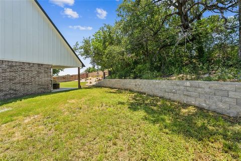 A home in Granbury