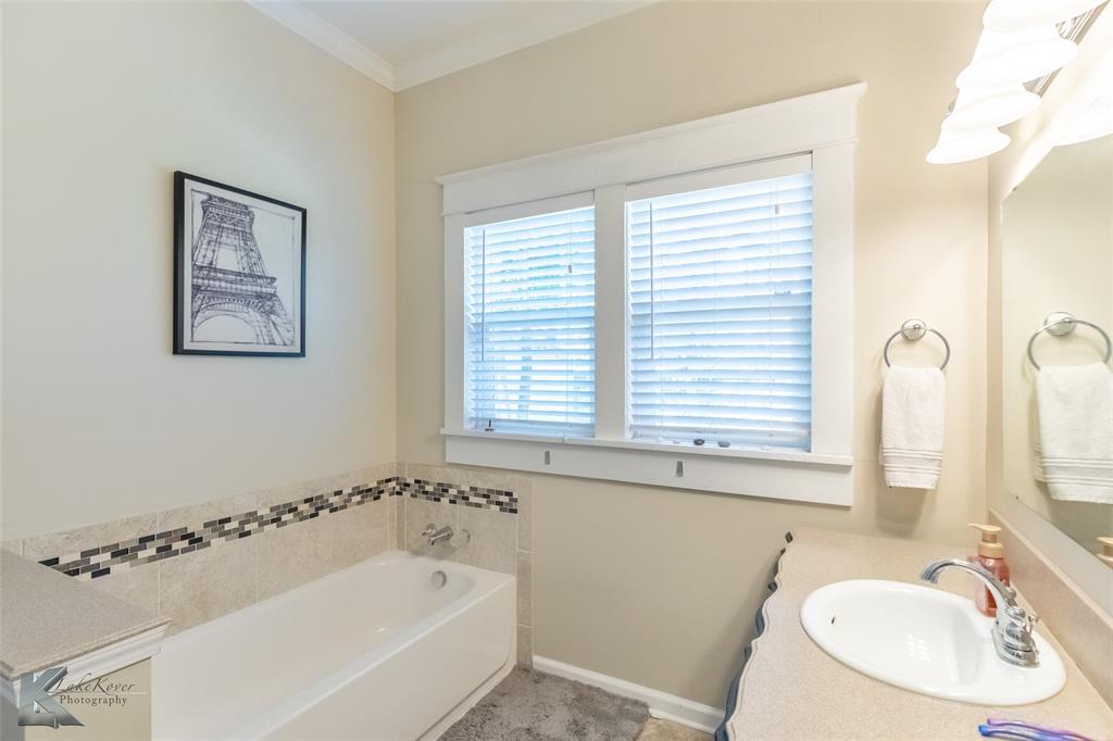 PARRAMORE - Residential