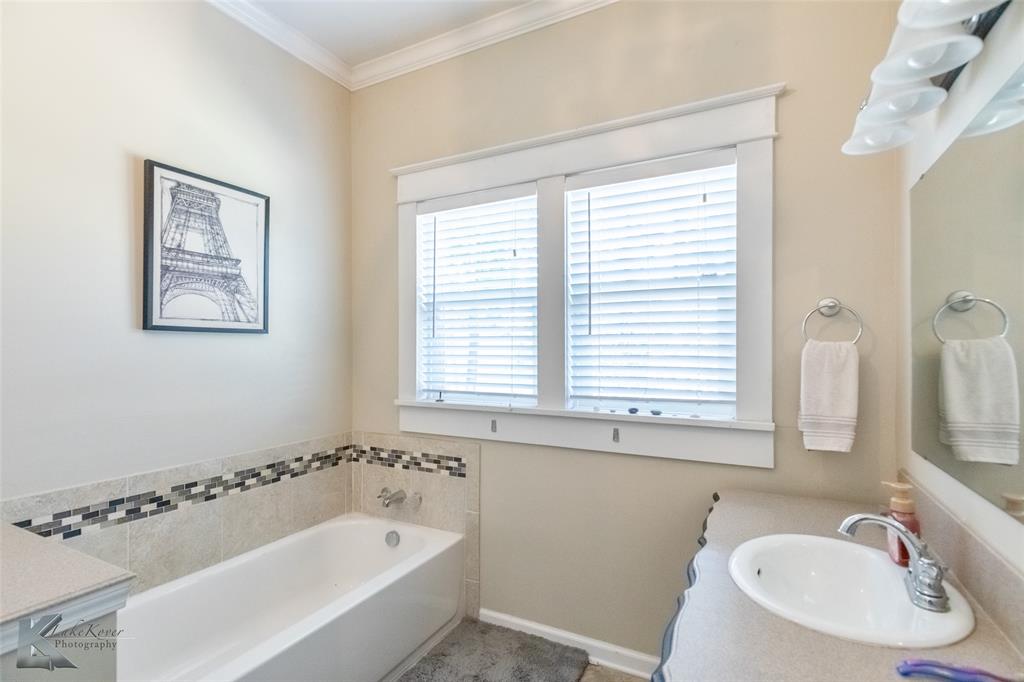 PARRAMORE - Residential