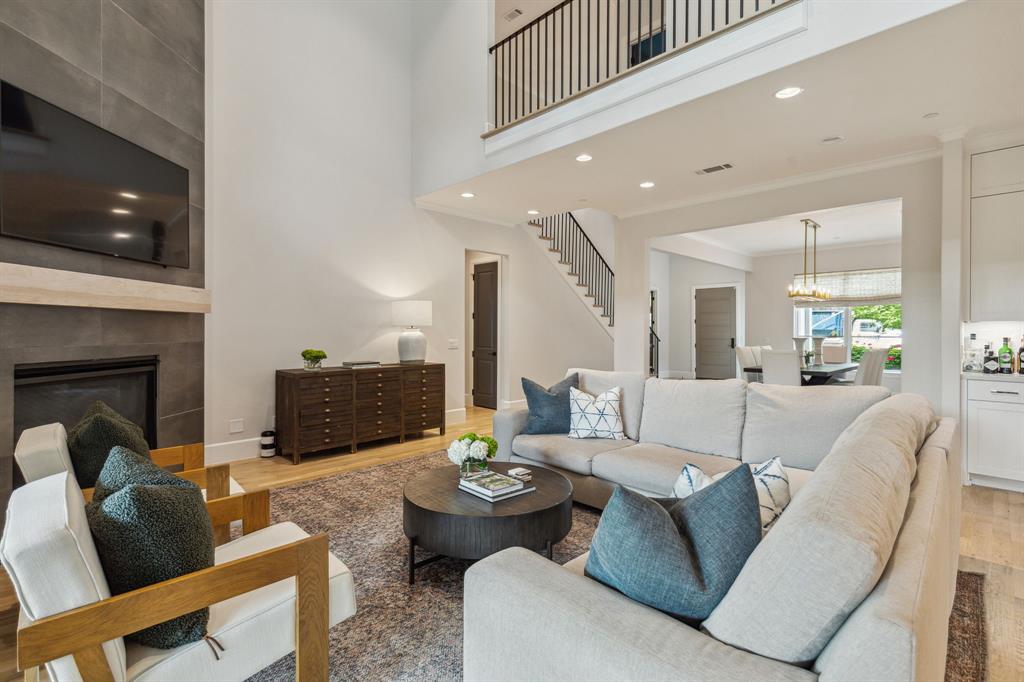 Williams-Caruth Terrace - Residential