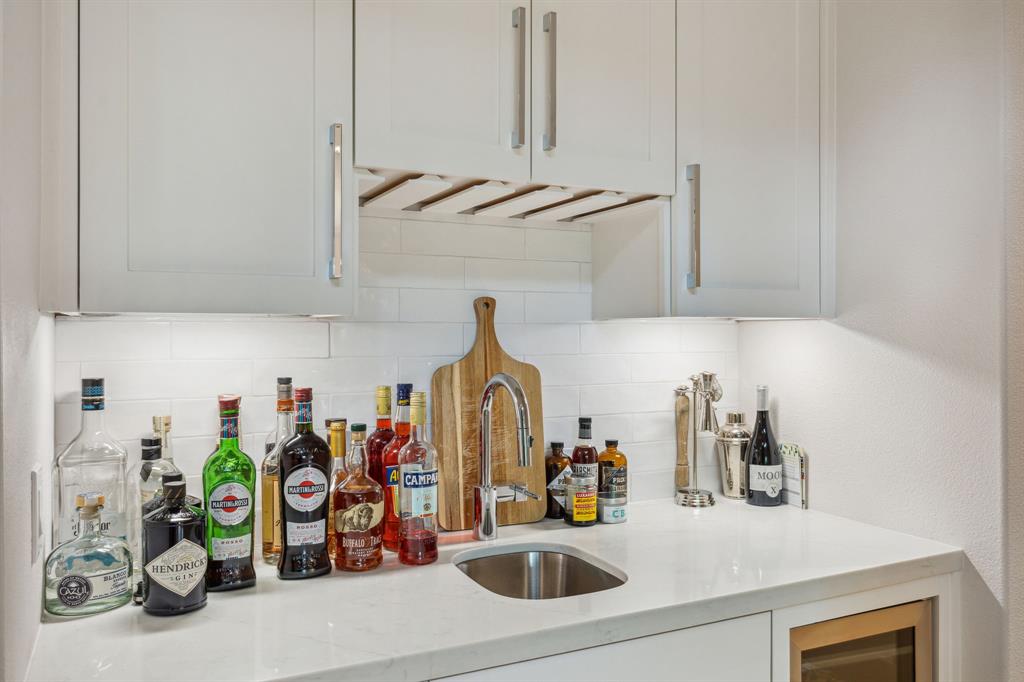 Williams-Caruth Terrace - Residential