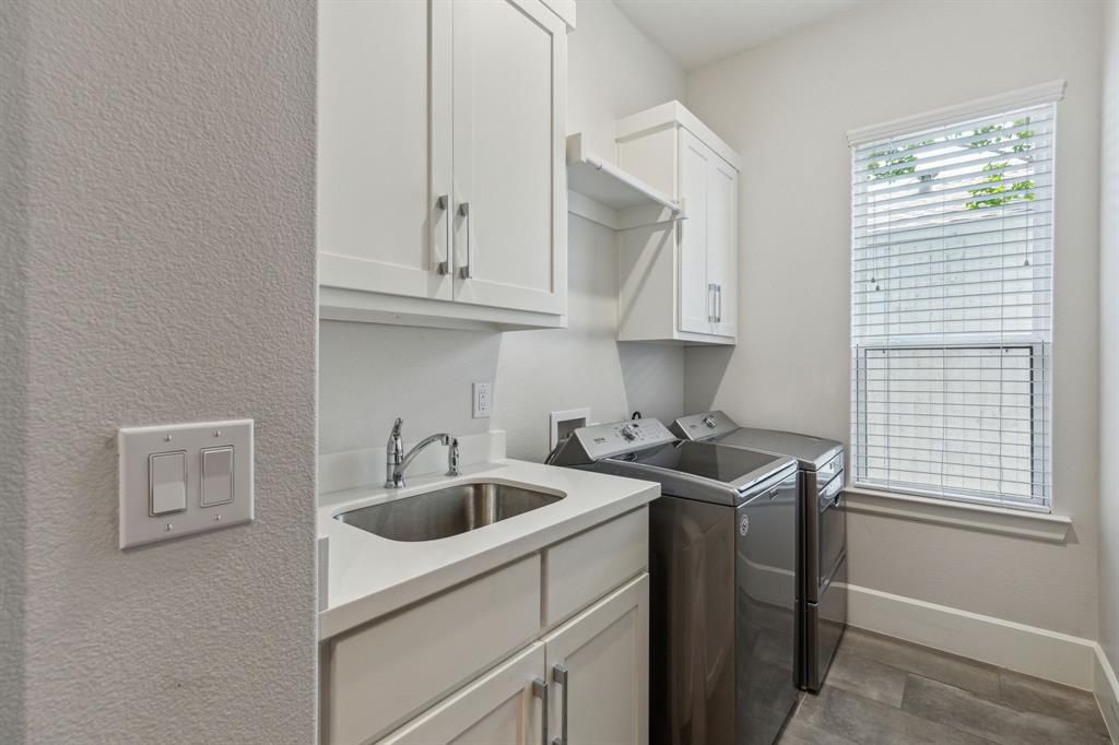 Williams-Caruth Terrace - Residential