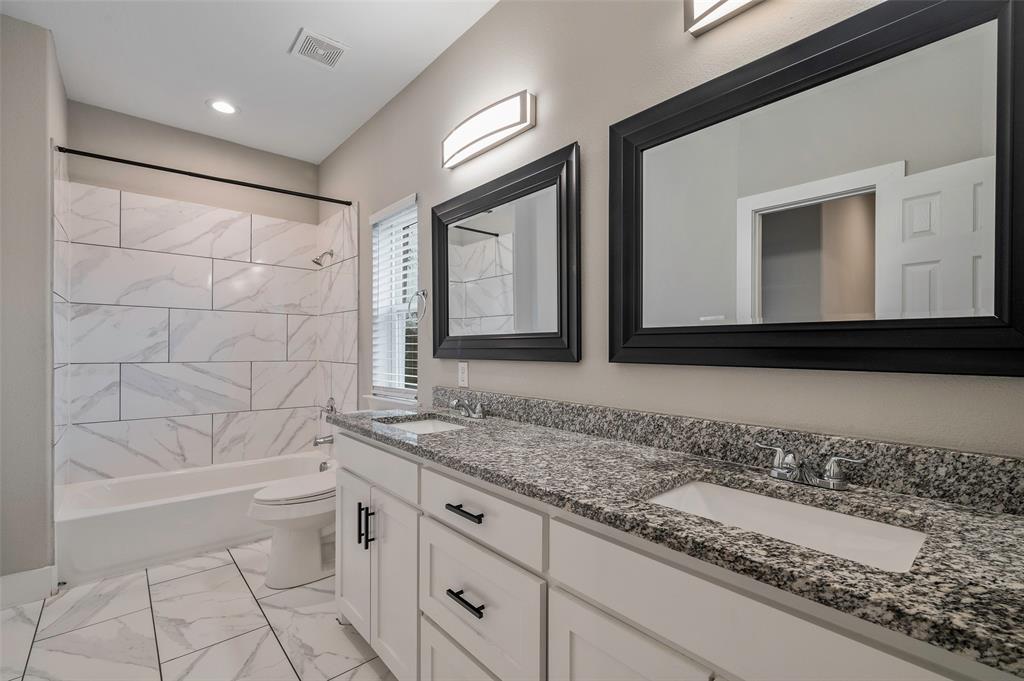 Oakland Place - Residential