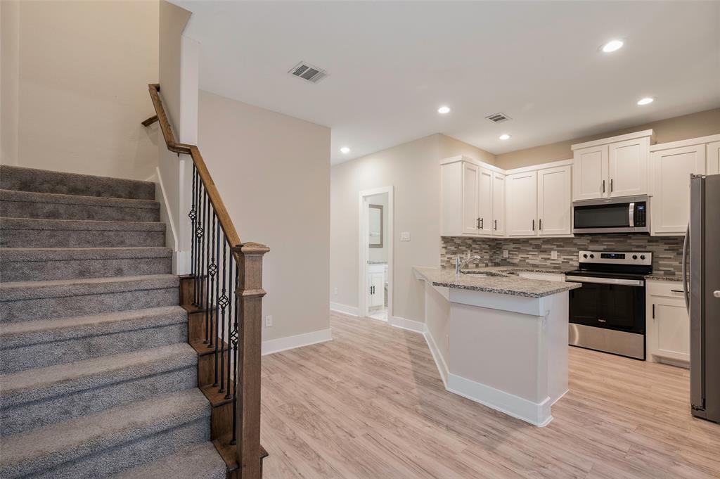 Oakland Place - Residential