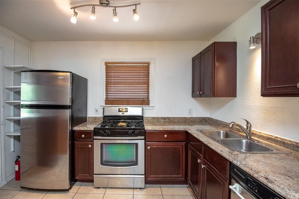 Bluebonnet Hills - Residential Lease