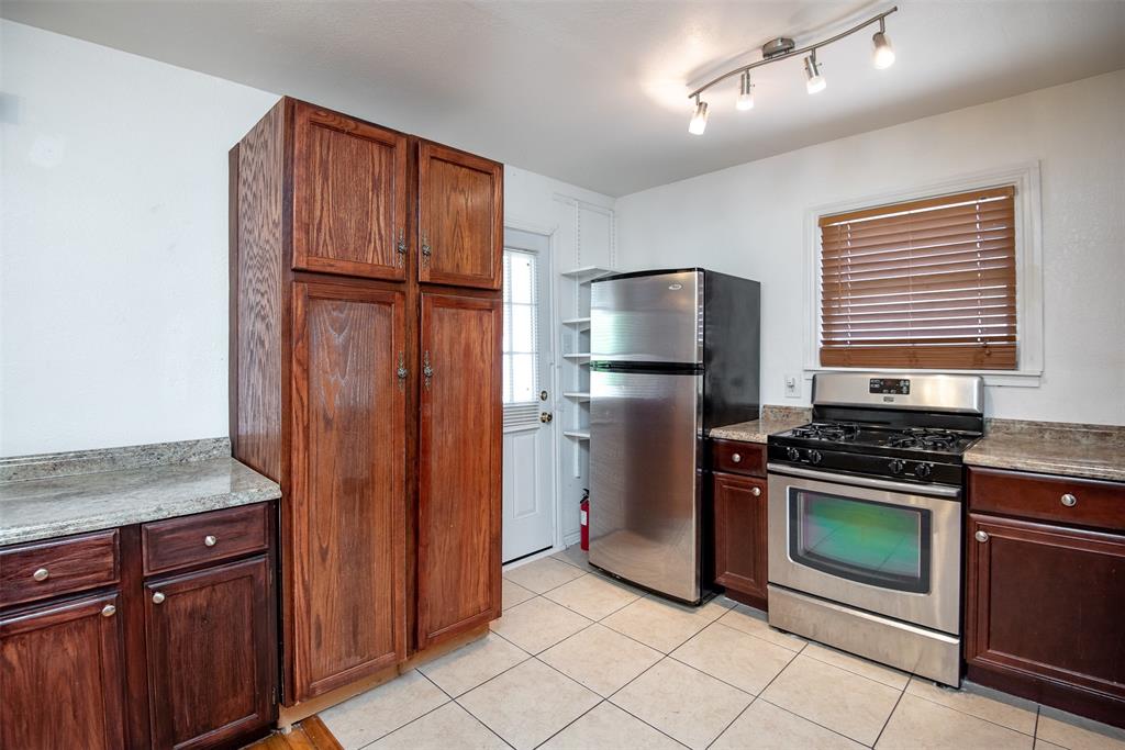 Bluebonnet Hills - Residential Lease