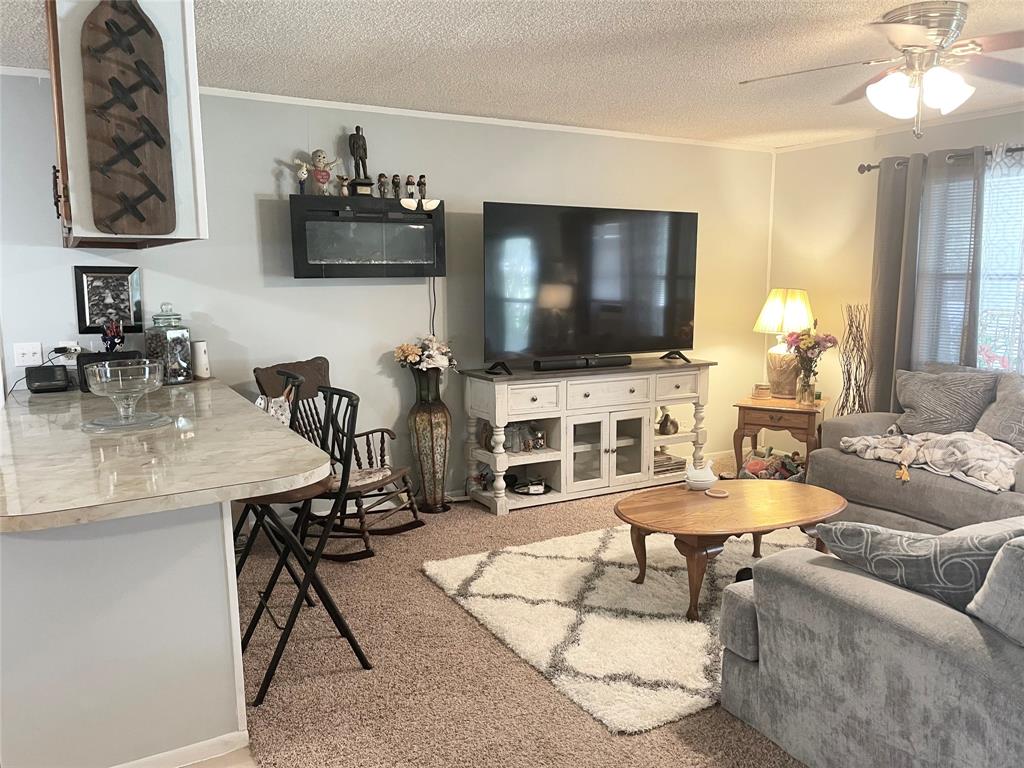 140 S Comanche Drive