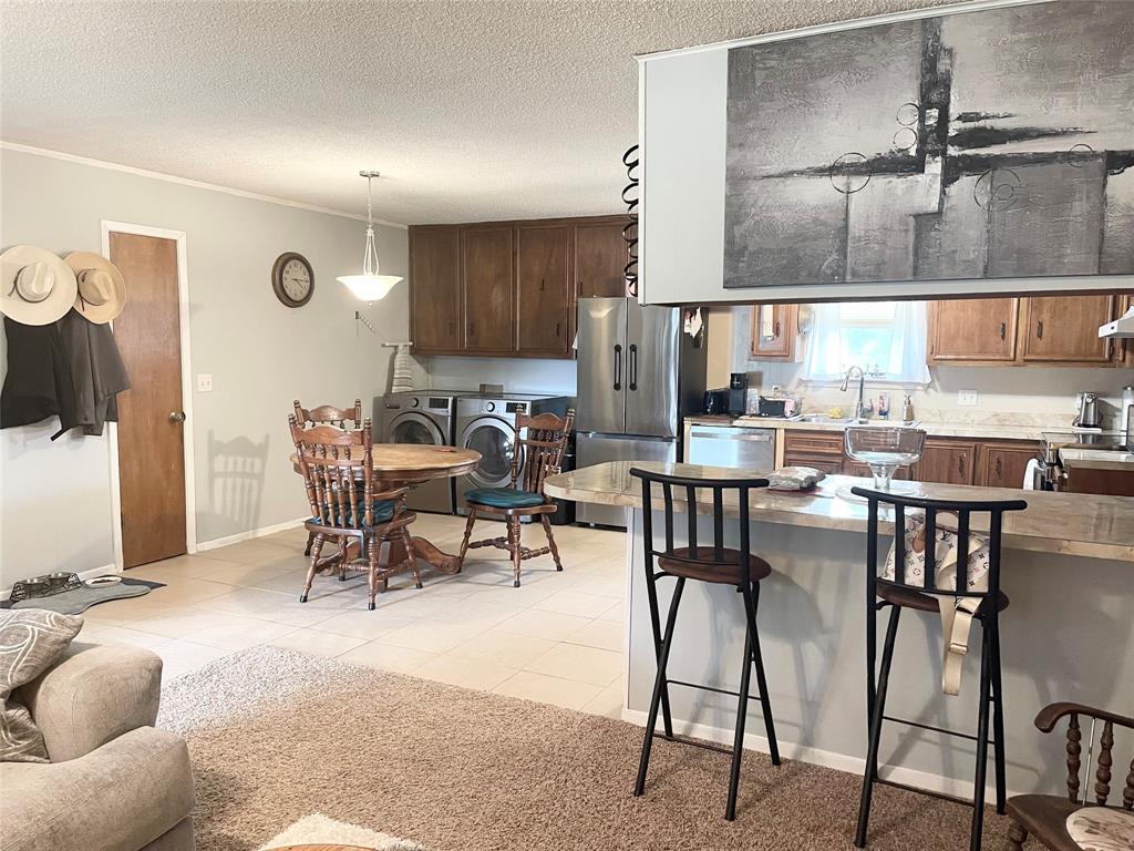 140 S Comanche Drive