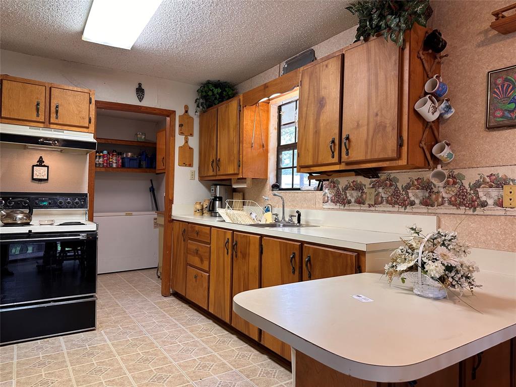 Edward M Tanner - Residential