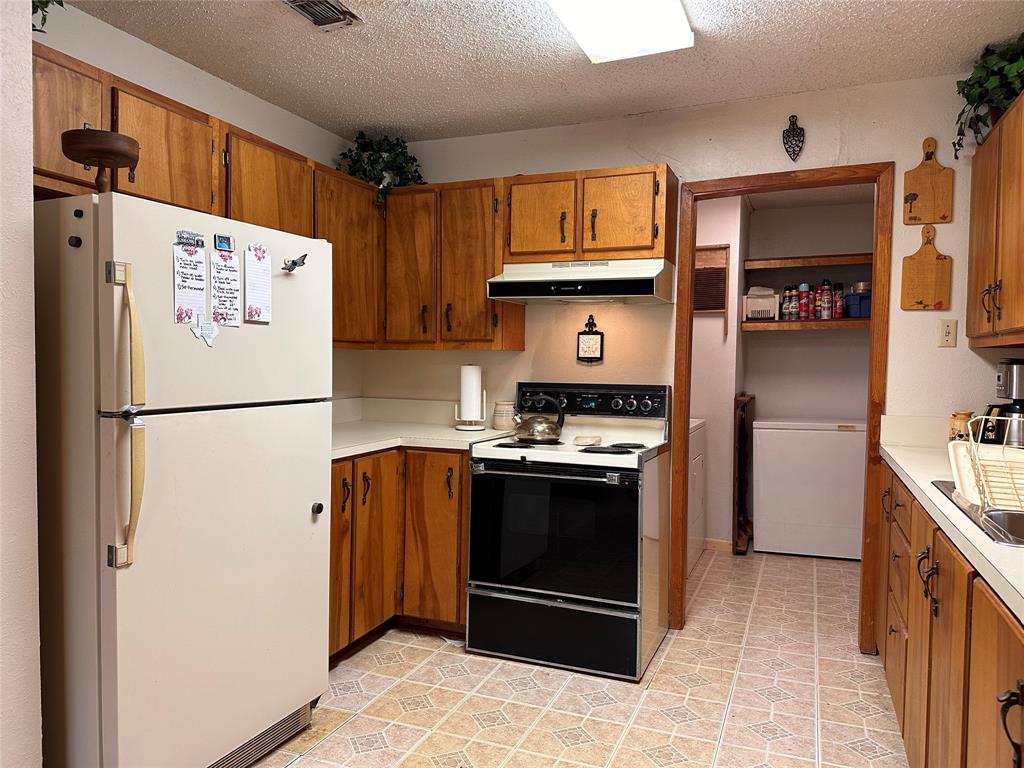 Edward M Tanner - Residential