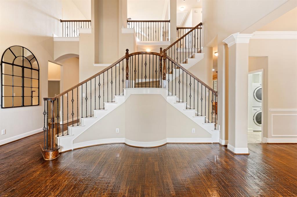Photo 1 of 40 — 1750 Lake Forest Drive, Rockwall, TX 75087