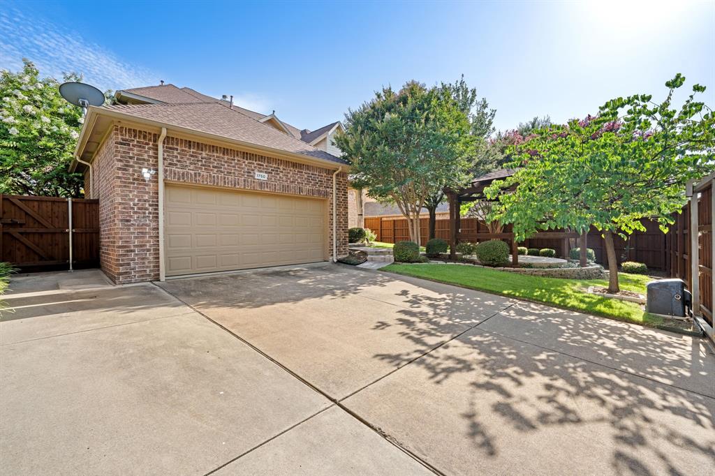 1750 Lake Forest Drive