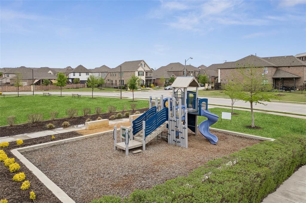 University Place Add Ph 5 - Residential Lease