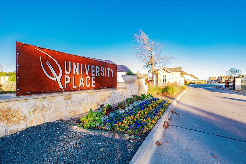 University Place Add Ph 5 - Residential Lease