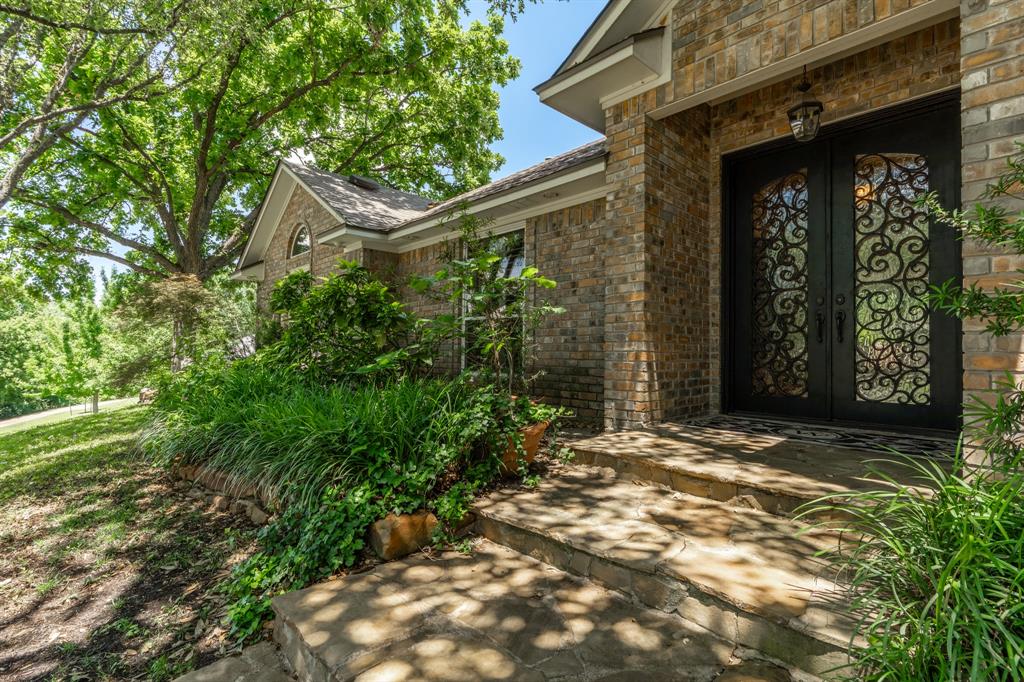 3740 Chimney Ridge Drive