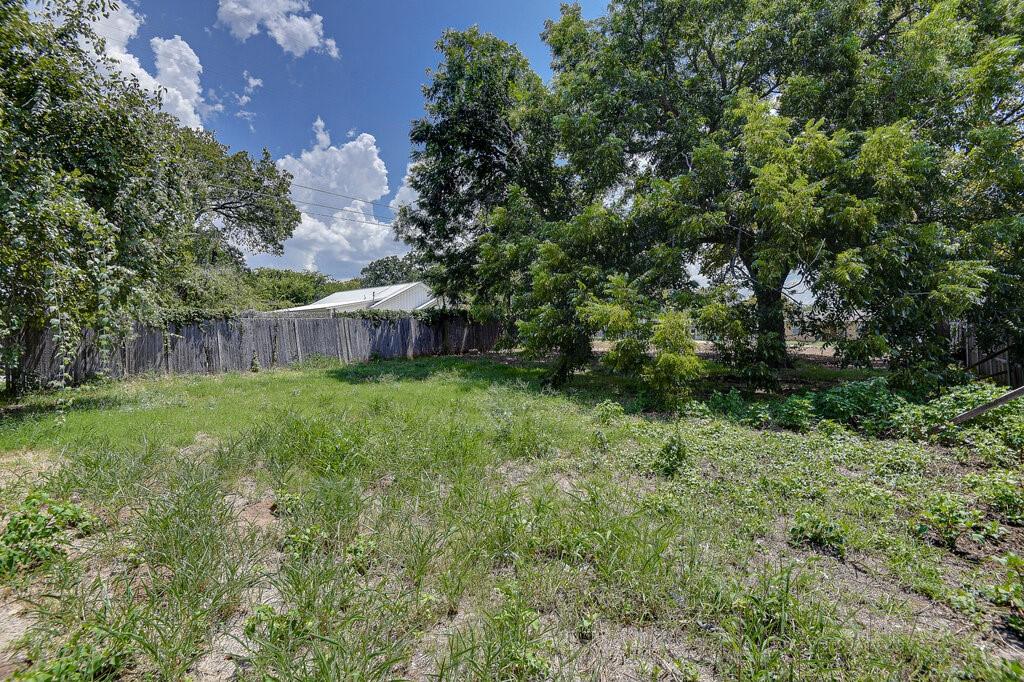 Original Town Joshua - Land