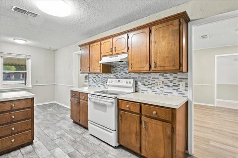 Tiny photo for 2108 N Village DR, Bonham, TX 75418 (MLS # 21396605)