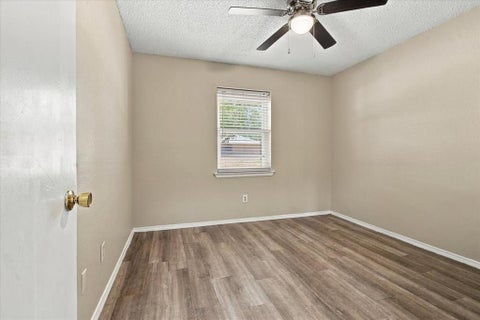Tiny photo for 2108 N Village DR, Bonham, TX 75418 (MLS # 21396605)