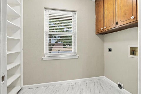 Tiny photo for 2108 N Village DR, Bonham, TX 75418 (MLS # 21396605)