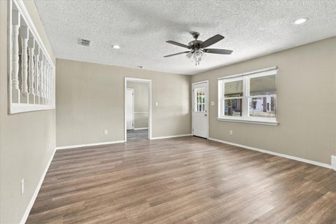 Tiny photo for 2108 N Village DR, Bonham, TX 75418 (MLS # 21396605)