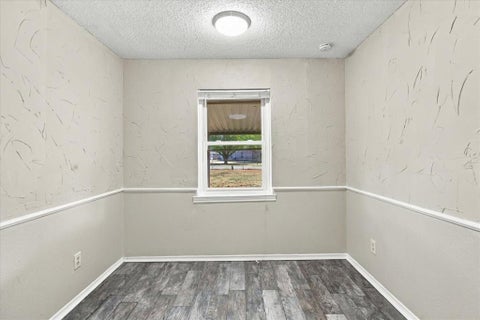 Tiny photo for 2108 N Village DR, Bonham, TX 75418 (MLS # 21396605)