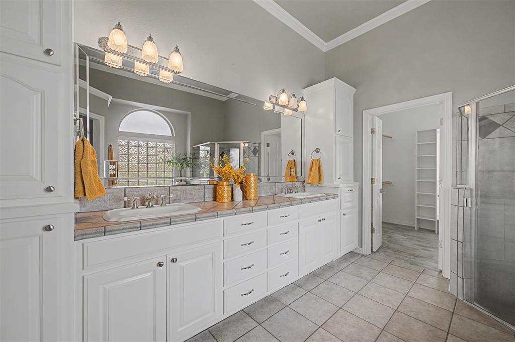 Cattlebaron Parc III - Residential