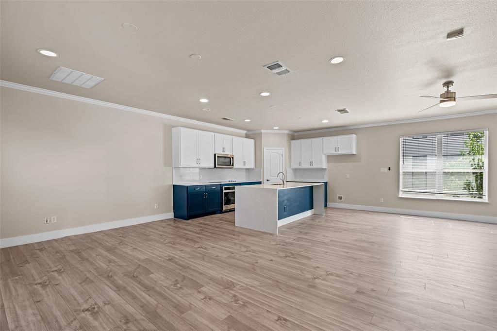 Photo of 4417 Gennaro Street, Dallas, TX 75204 (MLS # 21162529)