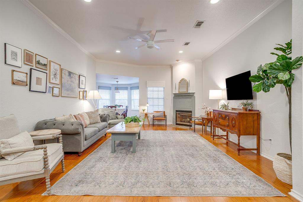 1017 Austin Court