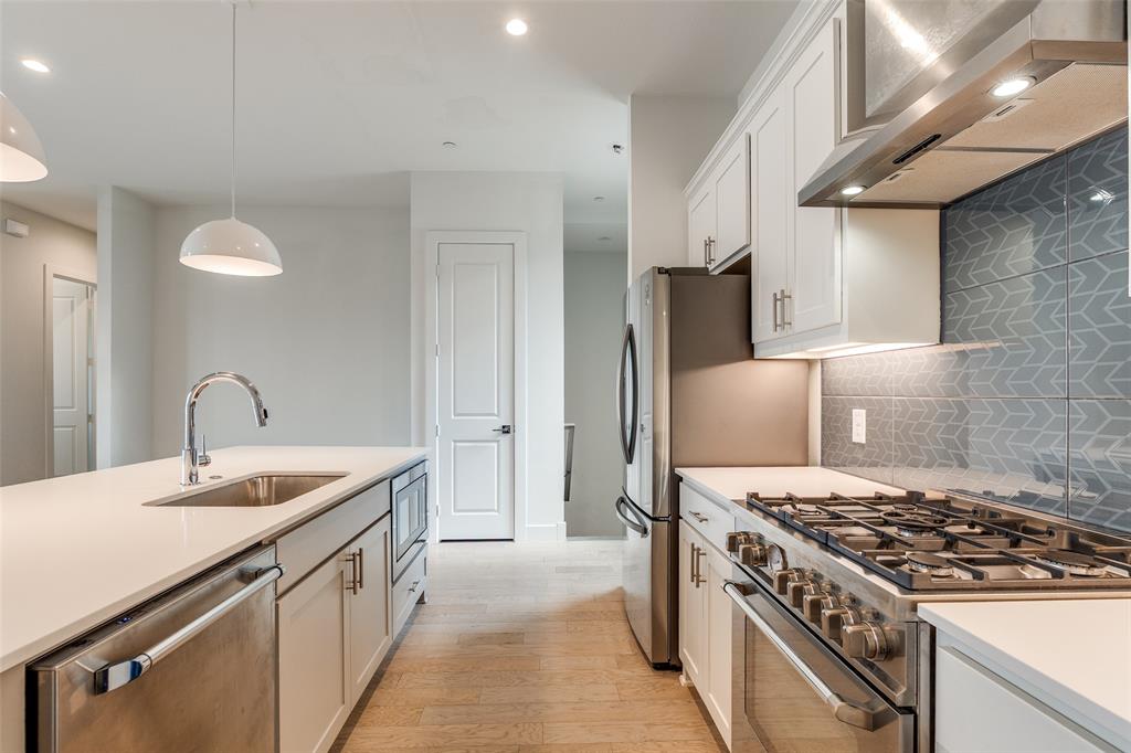 5515 Bryan Parkway 104