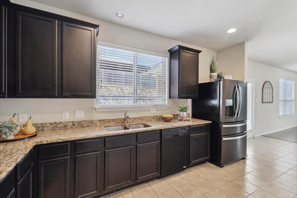 Villages Of Carmel Ph 2b - Residential Lease