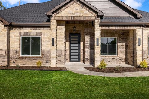 A home in Granbury